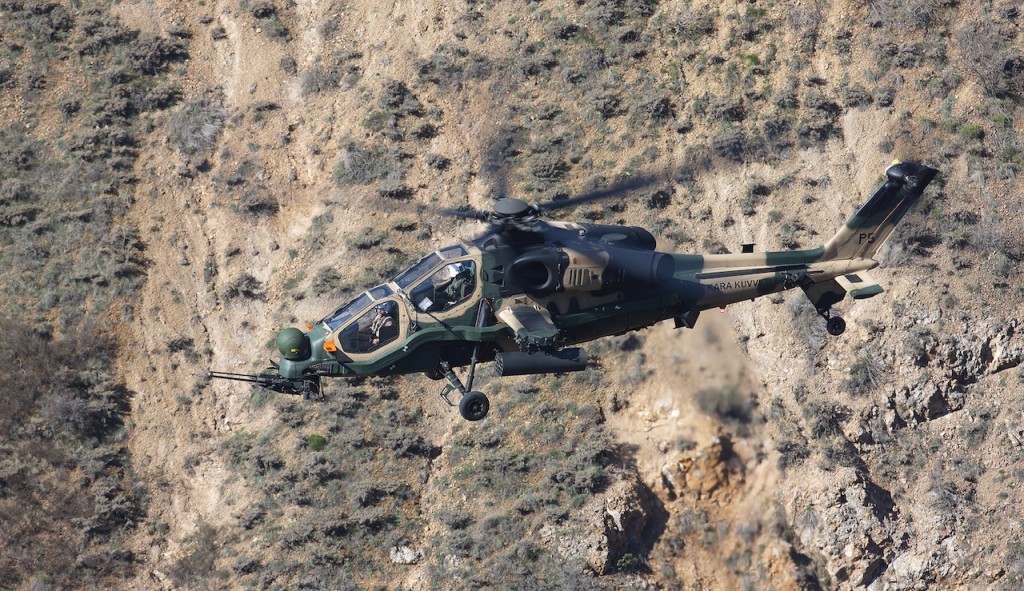 Jandarma 11'inci T129 ATAK helikopterini teslim aldı | DefenceTurk