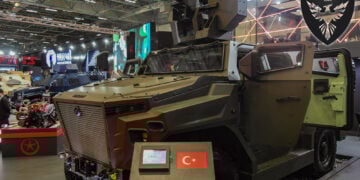 Pusat 4×4 Taktik Tekerlekli Zırhlı Araç