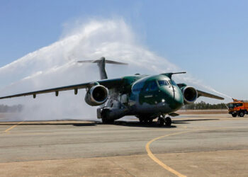 Brezilya Hava Kuvvetleri ilk KC-390’ı teslim aldı