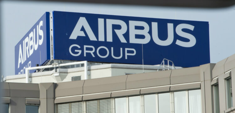Airbus firması, Alman Ordusu’na karşı casusluk yaptığı belirtilen 16 kişiyi işten çıkardı