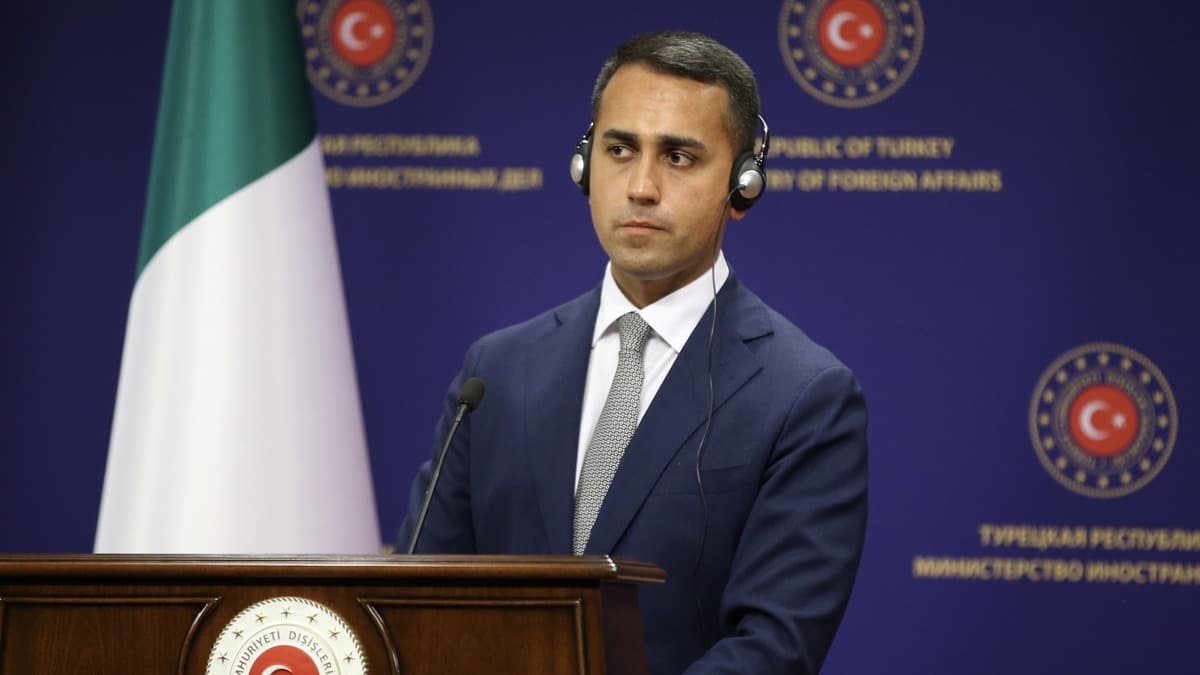 İtalya Dışişleri Bakanı görüşmelerde bulunmak üzere Libya’da