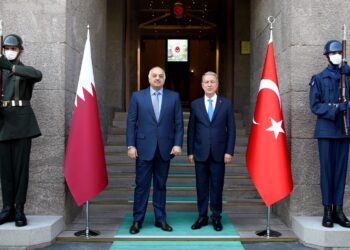 Milli Savunma Bakanı Akar’ın Katar ile yoğun diplomasi trafiği