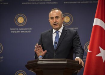 Çavuşoğlu: Ermenistan aklını başına toplasın, tüm imkanlarımızla Azerbaycan’ın yanındayız
