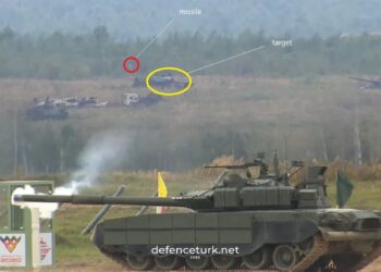 Rus T-80BVM tankları gösteri atışlarında hedefleri vuramadı