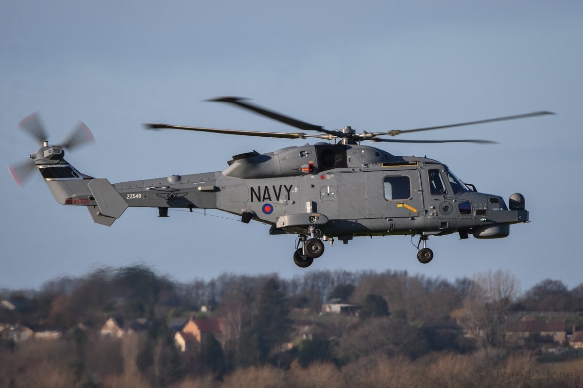 Filipin Donanması AW159 helikopterlerini Spike NLOS ve Blue Shark ile donatacak