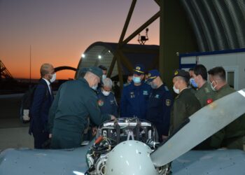 Kazakistan heyeti TSK’nın İnsansız Uçak Sistemleri üssünü ziyaret etti