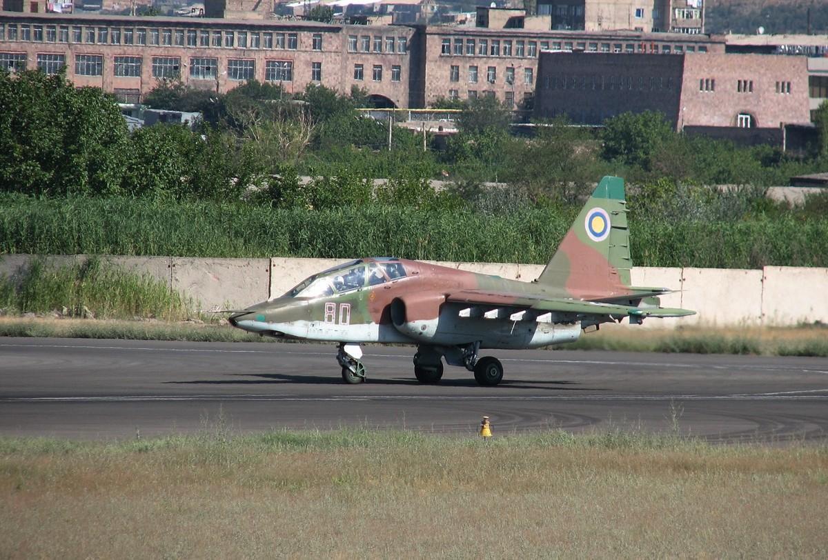 Azerbaycan Ordusu, Ermenistan’a ait bir SU-25 savaş uçağı daha düşürdü