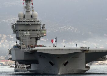 Charles de Gaulle - Fransız uçak gemisi