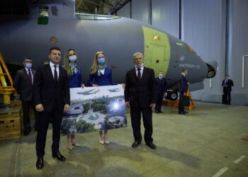 Ukrayna Savunma Bakanlığından Antonov An-178 nakliye uçağı siparişi