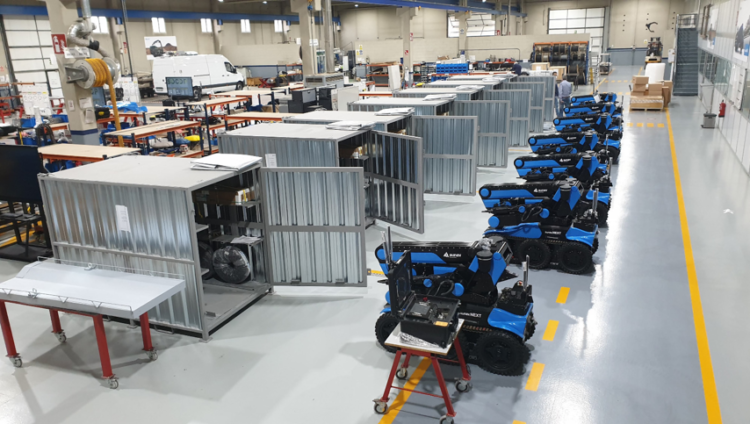 Tayland’a 7 adet aunav.NEXT bomba imha robotu teslim edildi