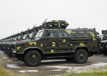 Ukrayna Ordusu 40 adet Kozak-2 hafif zırhlı araç teslim aldı