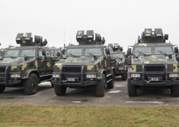 Ukrayna Ordusu 40 adet Kozak-2 hafif zırhlı araç teslim aldı