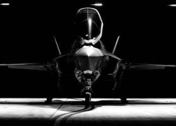 Lockheed Martin’e 76 milyon sterlinlik F-35 destek sözleşmesi