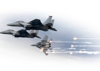 Boeing, F-15 savaş uçaklarının öz savunma kabiliyetlerini artırıyor