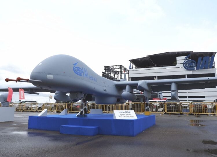 İsrail, bir Orta Asya ülkesine iki adet Heron Mk II İHA tedarik edecek