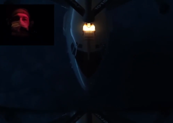 TSK’ya ait KC-135R’den NATO’nun HEİK uçağına ilk kez gece yakıt ikmali