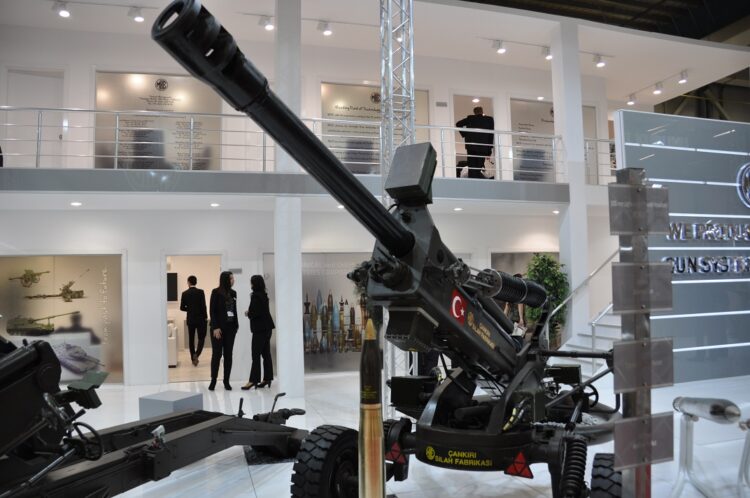 BORAN 105mm Çekili Obüs Atış Kontrol Sistemi kalifikasyon testleri tamamlandı