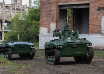 Rus yapımı Marker insansız kara aracı otonom olarak görev yaptı