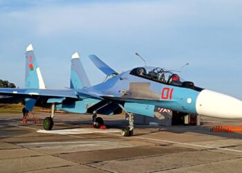 Belarus, Fransız aviyonikleriyle donatılan Su-30 savaş uçaklarını teslim alıyor