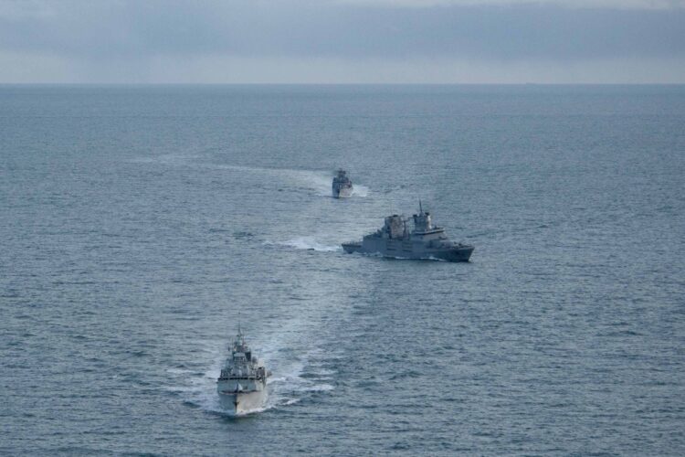 NATO deniz görev grubu Alman Donanması ile geçiş eğitimleri gerçekleştirdi