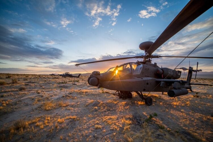 ABD / AH-64 Apache