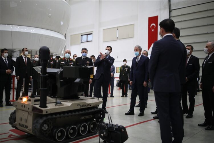HAVELSAN’ın orta sınıf BARKAN insansız kara aracı ilk kez görüntülendi