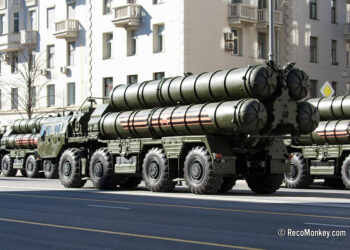 S-400 hava savunma sistemi TEL aracı zincirleme kazaya karıştı