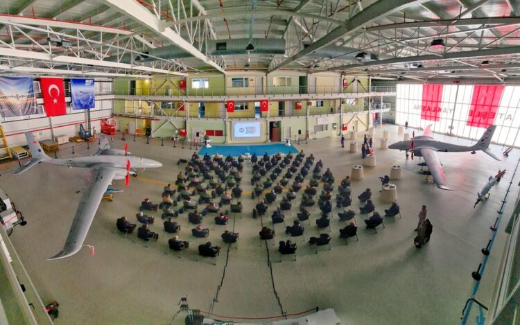 Kuvvet personellerinin Bayraktar AKINCI TİHA eğitimi başladı
