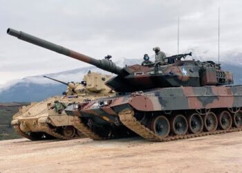 ABD ve Yunan zırhlı birliklerinden ortak tatbikat