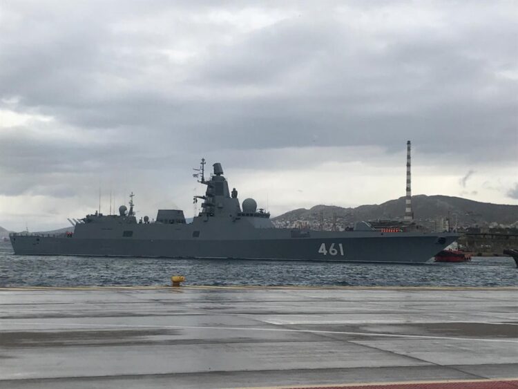 Rus Donanmasından “ulusal kurtuluş” gününde Yunanistan’a liman ziyareti