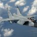 Rus MiG-31 savaş uçakları ilk kez Kuzey Kutup bölgesinde uçtu