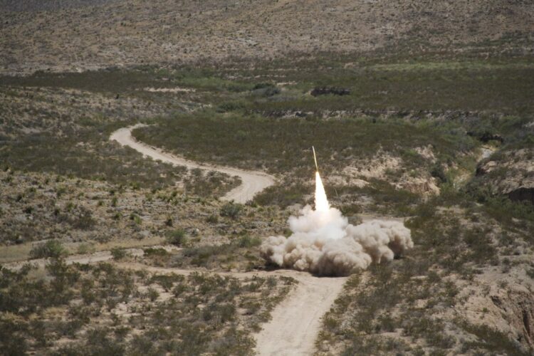 ABD güdümlü roketle 80 km test atışı gerçekleştirdi