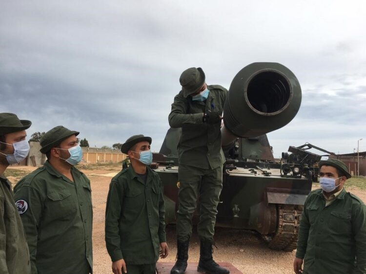 Libyalı askerlere FIRTINA ve SAKARYA ile topçu eğitimi verildi