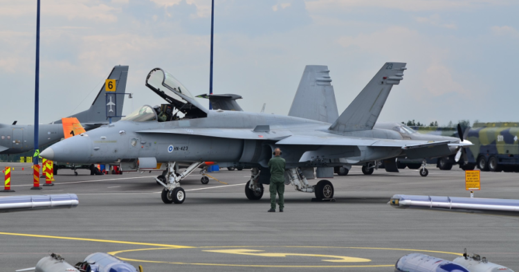 FInlandiya/F-18 Hornet