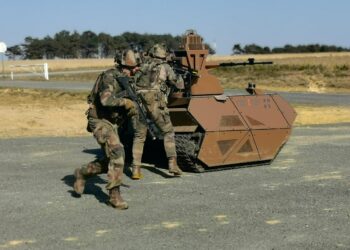 Fransız Ordusu silahlı Nexter Optio-X20 İKA’yı test etti