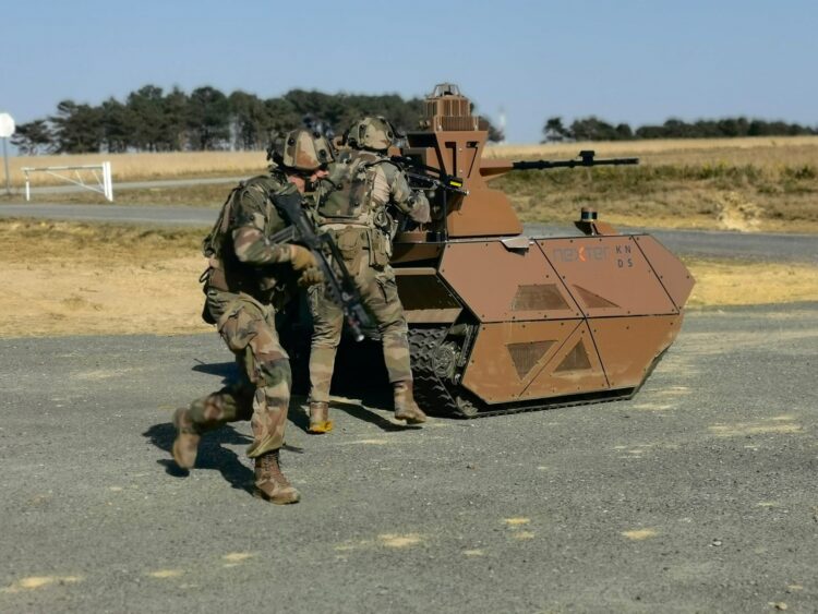 Fransız Ordusu silahlı Nexter Optio-X20 İKA’yı test etti