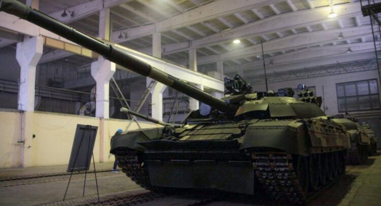 Ukrayna, ASELSAN telsizleriyle modernize edilen T-72UA1 tanklarını teslim aldı