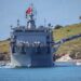 Kırıma uğrayan KT-1 eğitim uçağını TCG ALEMDAR denizden çıkardı