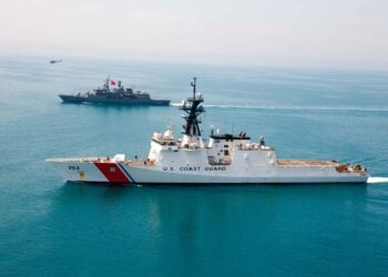 TCG Turgutreis, USCGC Hamilton ile Karadeniz’de tatbikat icra etti