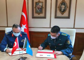 Türkiye ile Kazakistan arasında askerî iş birliği anlaşması imzalandı