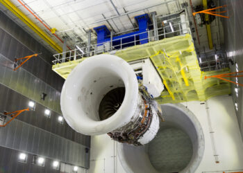 Rolls-Royce’tan en büyük ve akıllı kapalı havacılık test tesisi
