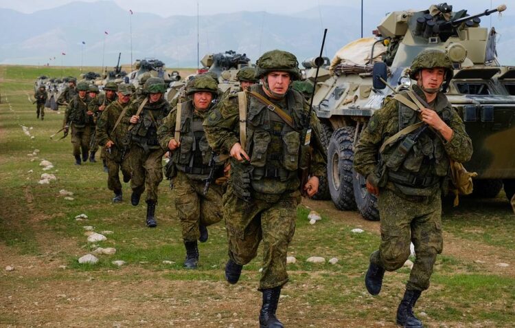 Özbekistan, Rusya ve Tacikistan Afganistan sınırında tatbikat yapacak