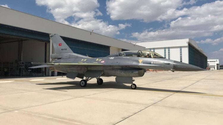 TUSAŞ 8’inci F-16 Blok-30 savaş uçağını TSK’ya teslim etti