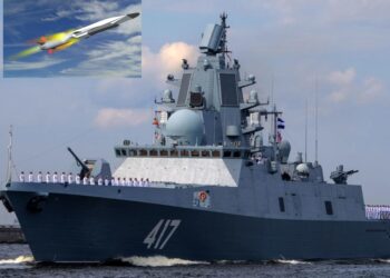 Amiral Golovko fırkateyni Tsirkon hipersonik füzesinin ilk taşıyıcısı olacak