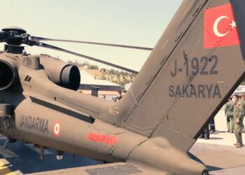 Jandarma 7’nci ATAK helikopteri “Sakarya’yı” teslim aldı
