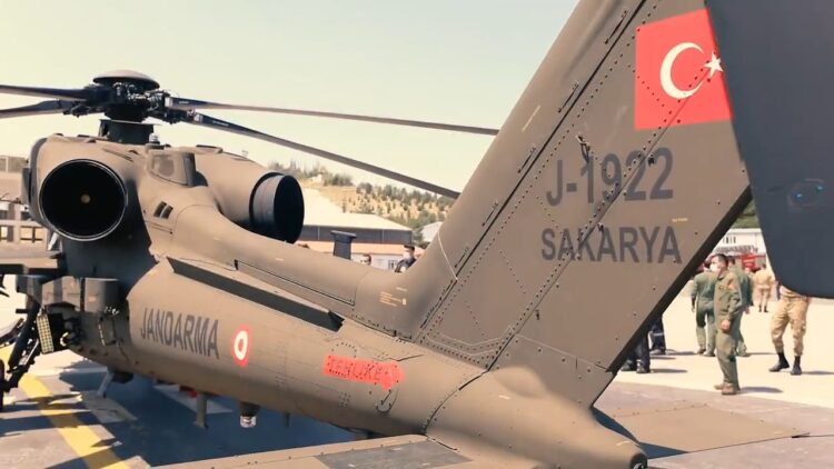 Jandarma 7’nci ATAK helikopteri “Sakarya’yı” teslim aldı