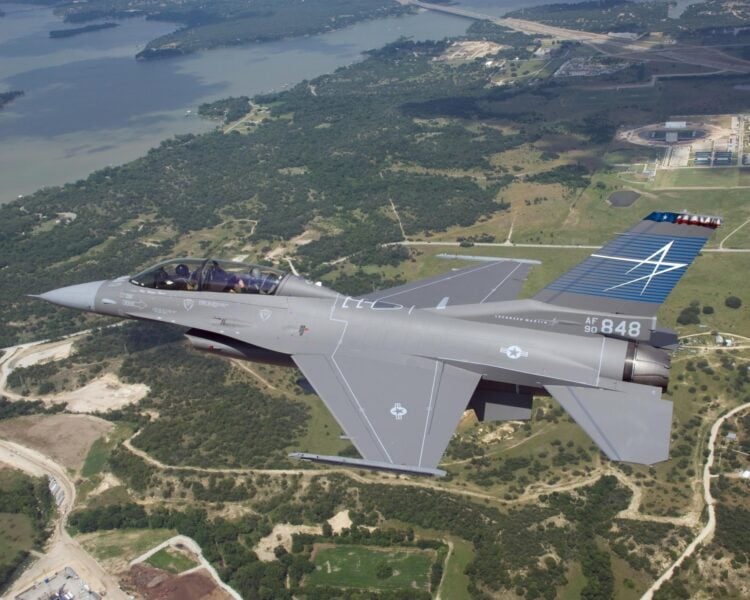 İsrailli IAI’dan F-16 Block 70/72 savaş uçaklarına kanat