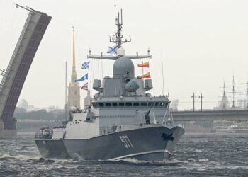 Rus Donanmasından Kalibr-NK seyir füzesi testi