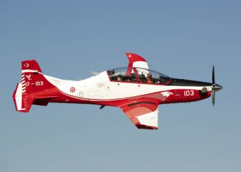 Yerli eğitim uçağı HÜRKUŞ ihraç edildi; 6 ay sonra teslim edilecek!