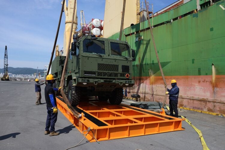 Polonya’nın ilk K239 Chunmoo ÇNRA’sı yola çıktı